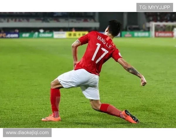 轮休，打满前10场比赛的孔德本赛季首次未首发